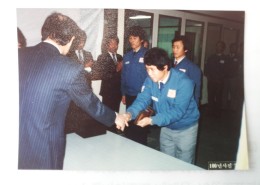 세스코에서.상.받는장면.1983년.