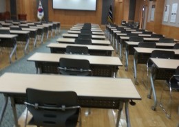 교촌 *** . 원목코팅.